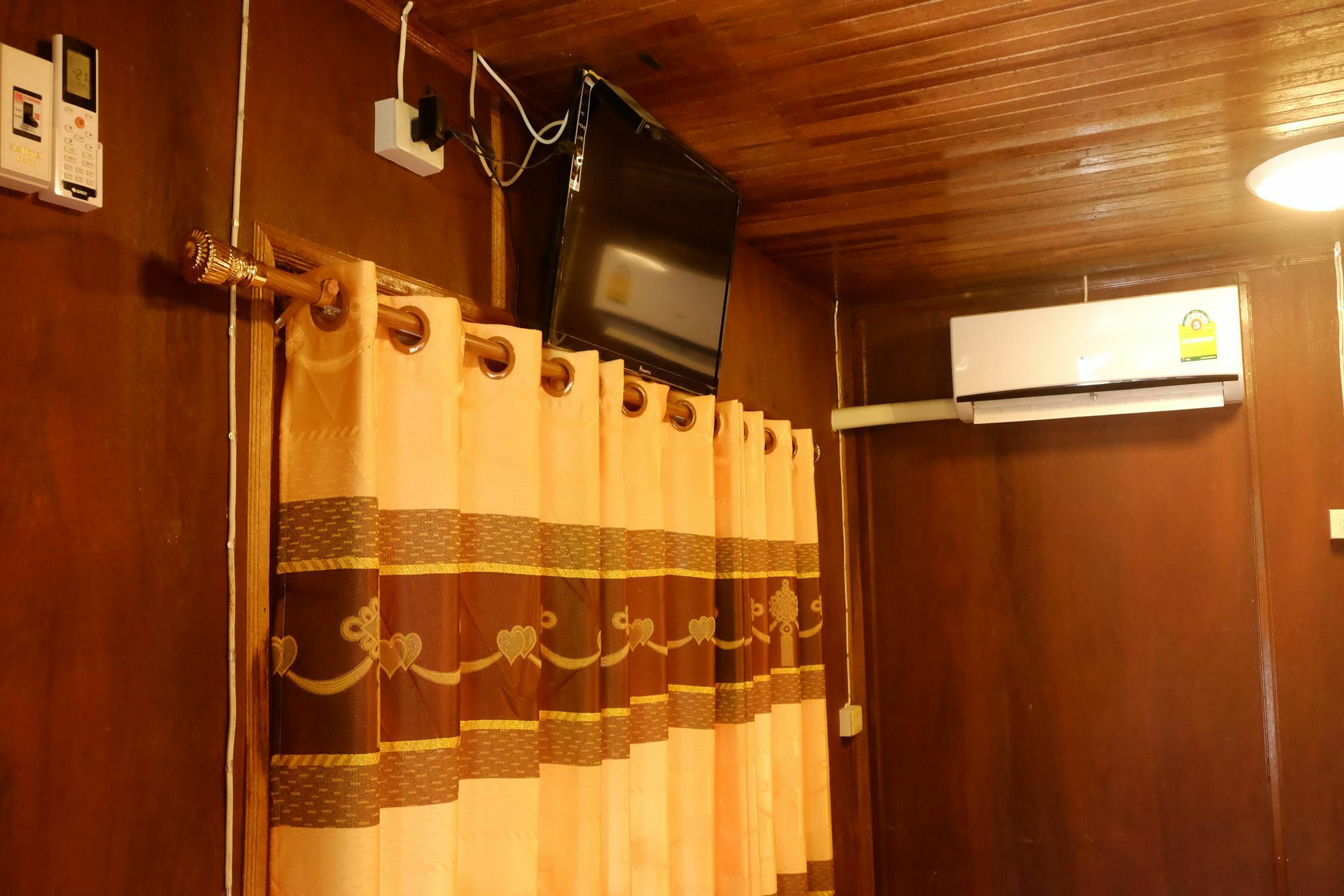 Suksomjai Hotel Rayong Zewnętrze zdjęcie